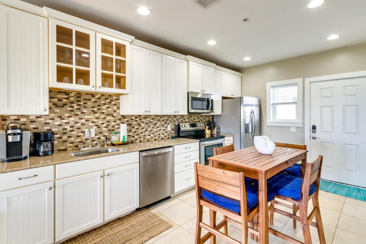 Bayfront Pensacola Beach Condo With Pool And Elevator エクステリア 写真